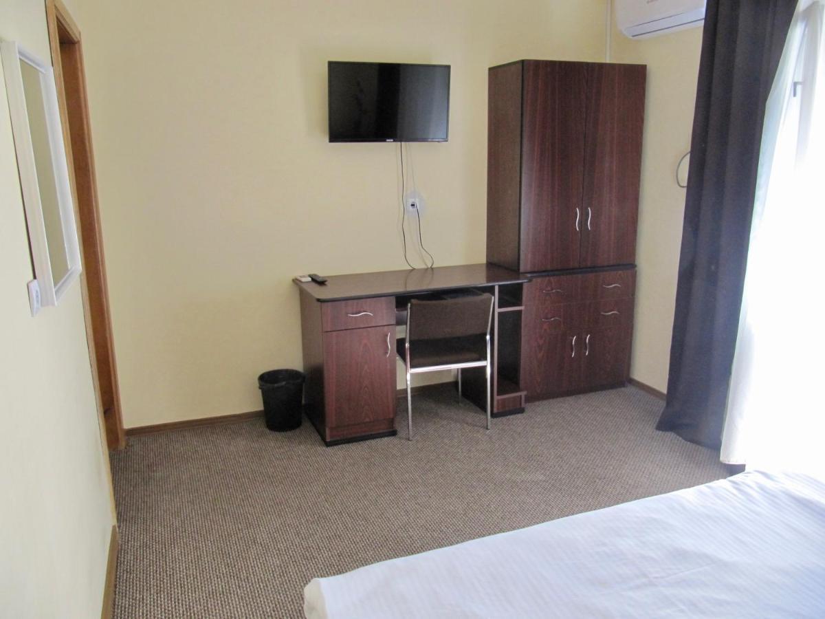 G.Eag - Premium Apartment Oradea Exteriör bild