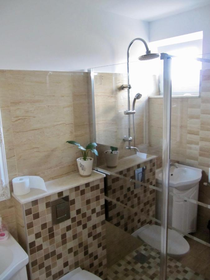 G.Eag - Premium Apartment Oradea Exteriör bild